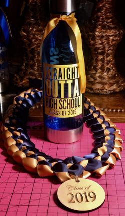 Graduation Lei Sets