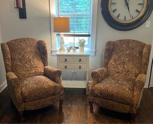 Roslyn Recliners, Brass