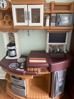 Kids kitchen set