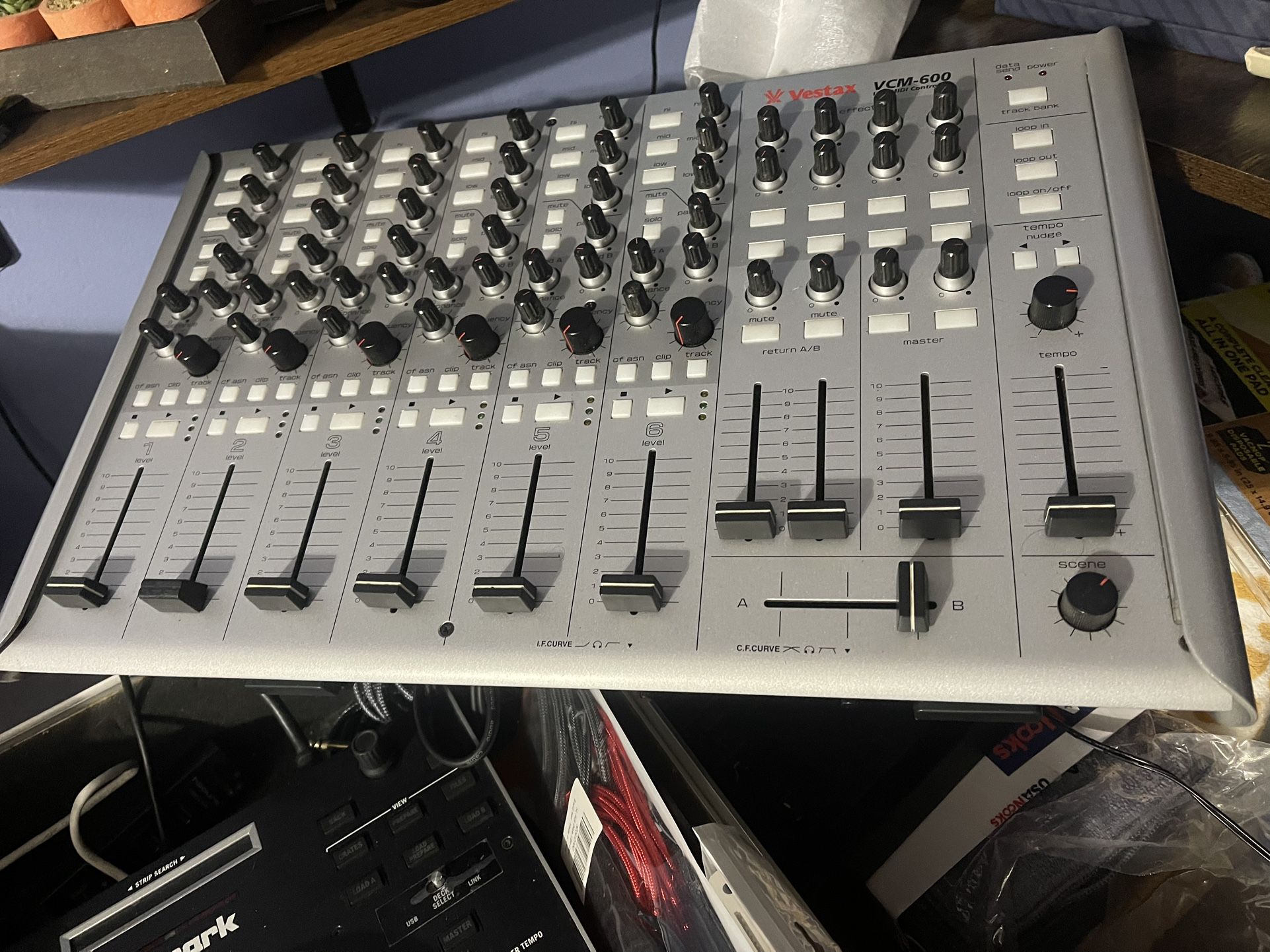 Vestax Midi Controller Vcm 600 Silver Professional Dj Equipment I