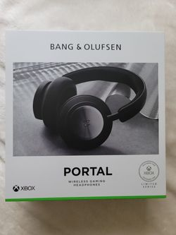 Limited Edition Bang & Olufsen Beoplay Portal Gaming Headset W/Stand