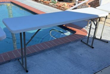 6 ft table … Narrow (seminar/training table) 2 available *see listing for price*