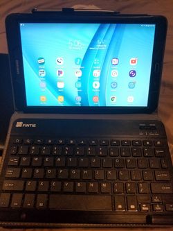 Samsung Tab E w/ BT keyboard