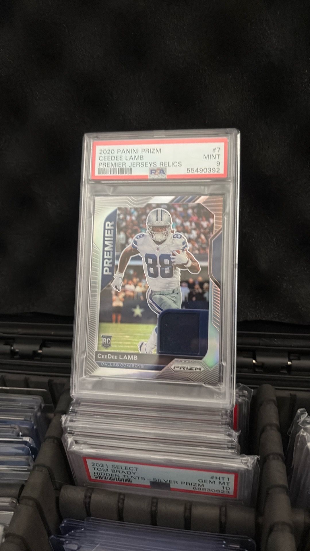 Rookie CD LAMB premier jersey relics PSA 9
