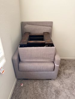Nursing rocking chair with leg rest