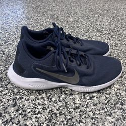 Nike Flex Size 12