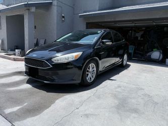 2016 Ford Focus (runs but needs new clutch)