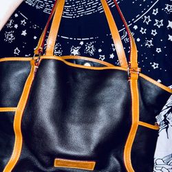 Dooney & Bourke Bag