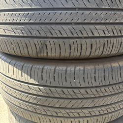 Tires 225-55r19 Kumho