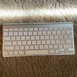 Bluetooth Mac keyboard