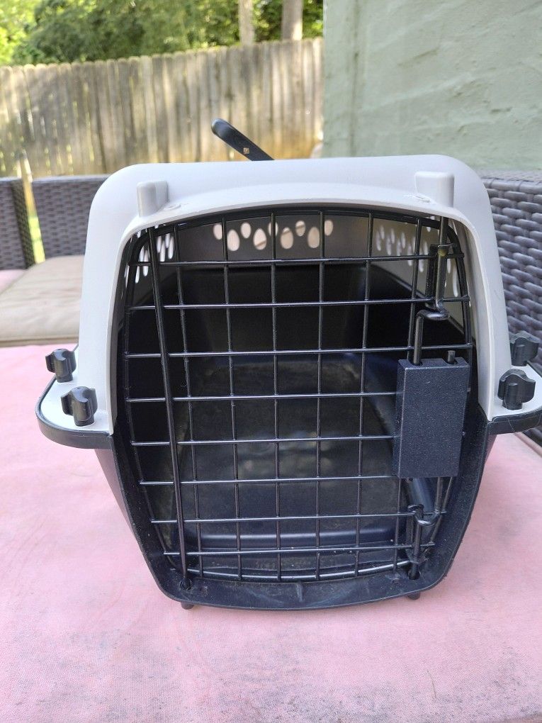 Small Animal Dog Cat Kitten Puppy Carrier Plastic Crate