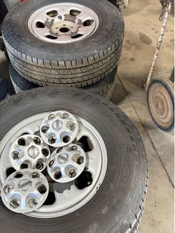 Nissan frontier wheels and tires