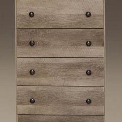 New 4 drawer Dresser Chest 