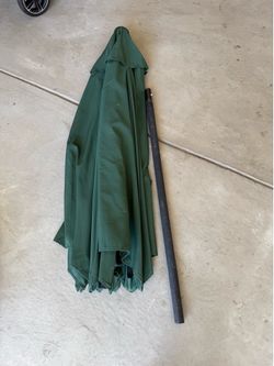 Sunnyglade 9' Patio Umbrella Outdoor Table Umbrella with 8 Ribs Dark Green