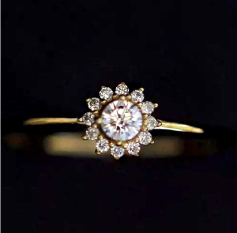 Diamond Halo Gold Ring S925 Sz 7