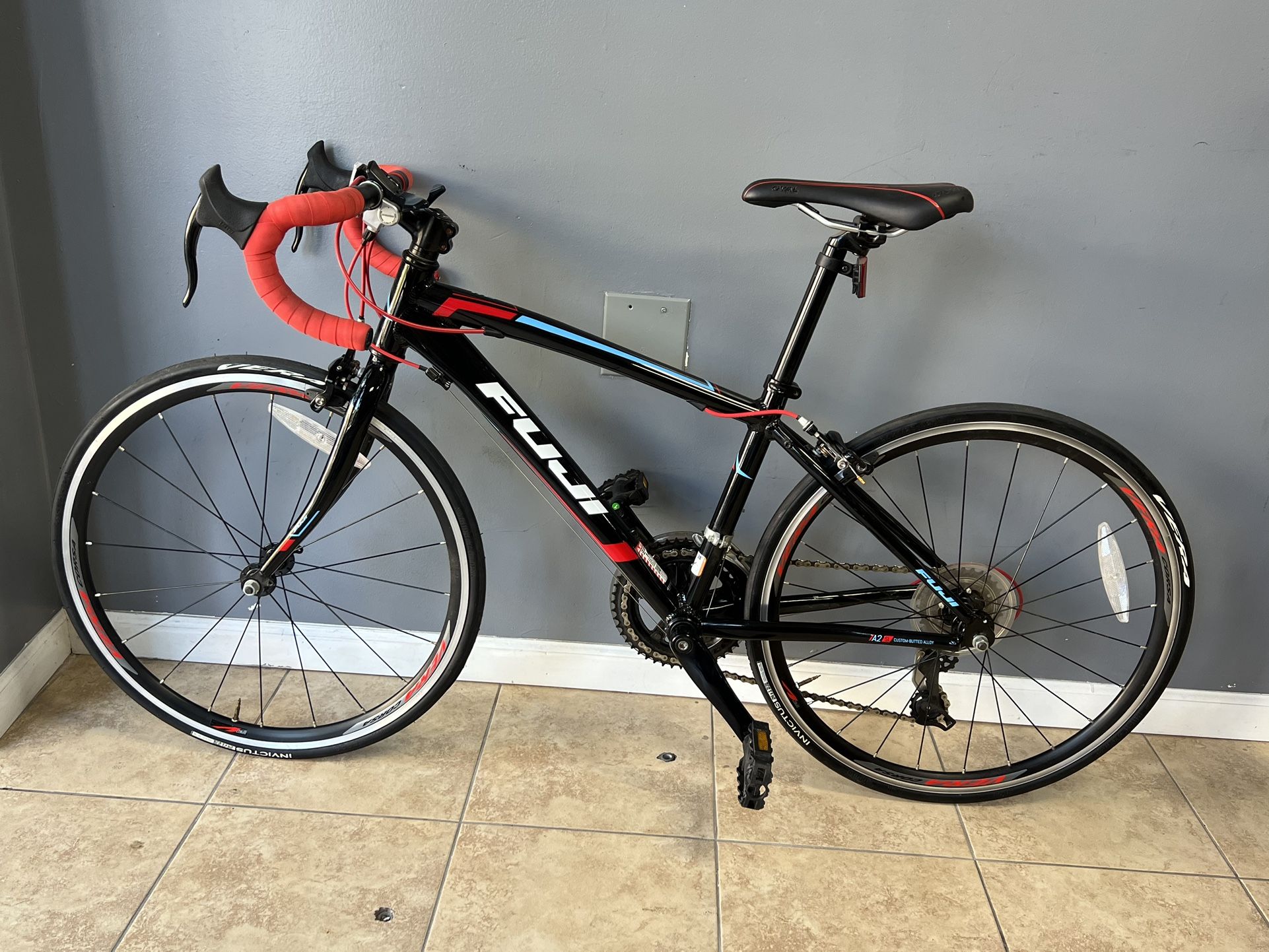 Fuji Ace 24” Youth Road Racing Bike Triathlon Kids Bike 24” Aluminum Frame