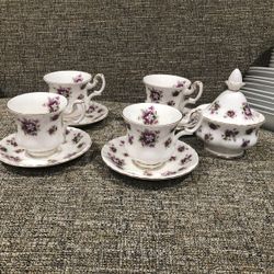 10 PCs  Of Royal  Albert Sweet Violets  
