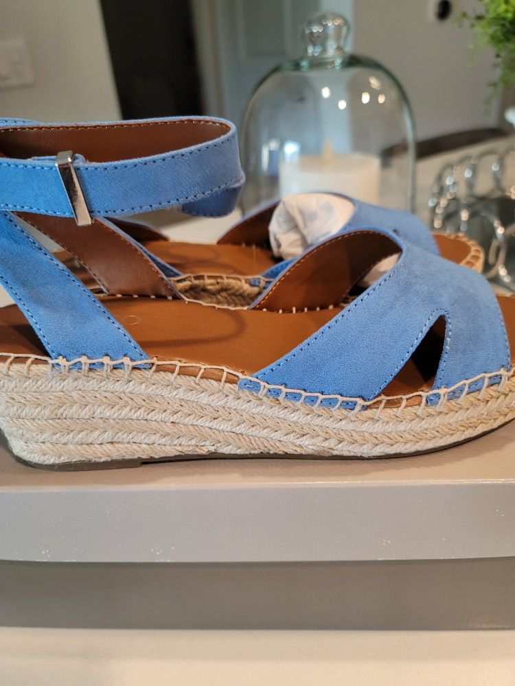 FRANCO SARTO SANDALS SIZE 8
