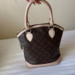 Louis Vuitton hand bag