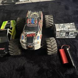 Traxxas T-Maxx 3.3 Nitro Monster Truck