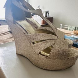 Gold Sparkle Wedges
