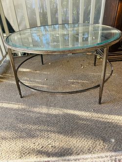 Table  19 inches  tall   3 ft tall