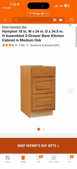 Hampton Bay. 18 in. W x 24 in. D x 34.5 in. H Assembled 3-Drawer Base Kitchen Cabinet Oak New