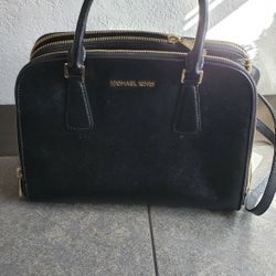 Michael Kors Purse. $80. Pickup In Oakdale