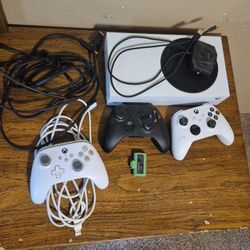 Xbox Series S + Leadjoy Aimbox Vx2 And 3 Controllers