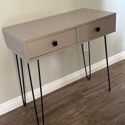 Two drawers console stand