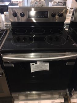 Samsung Electric Range and Over the Range Microwave