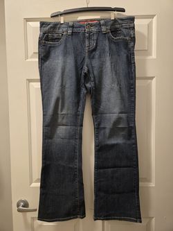 WOMEN'S GUESS JEANS SZ 34