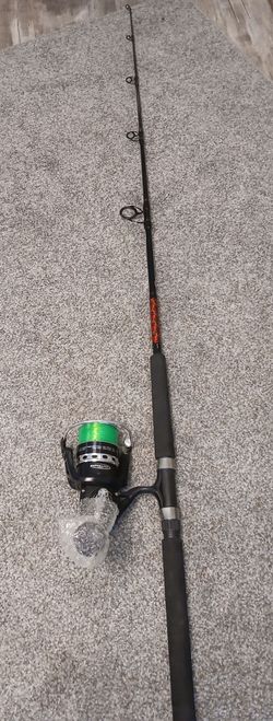 NEW PENN PURSUIT lV 8000 ON Penn Mariner lll 6" rod