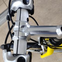 Denali Bontrager Aluminum Road Bike With 21 Speed