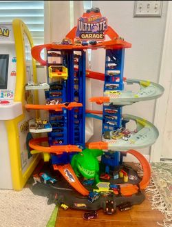 Hot Wheels Ultimate Garage Playset