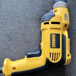 DEWALT 8 Amp Corded 3/8 in. Pistol Grip Drill