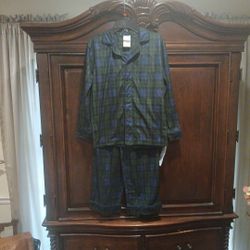 Green/Navy Plaid  Flannel Pj's (new)   boys  sz10