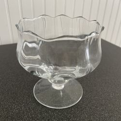 Clear Glass Dish – Scalloped Edges, 4” X 4”, Great Condition