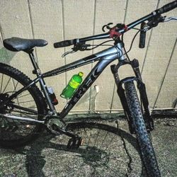 Trek Marlin 5