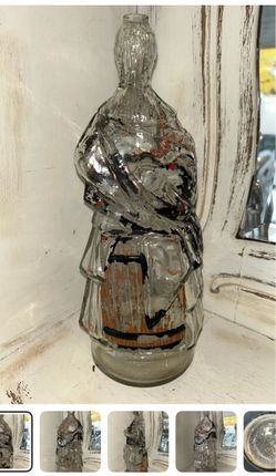 1864 Glass Destileria Barcelona Espana bottle