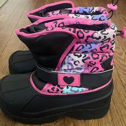 NEW KIDS SNOW BOOTS