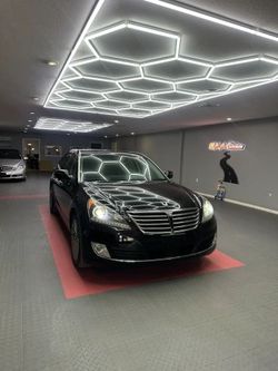 2015 Hyundai Equus