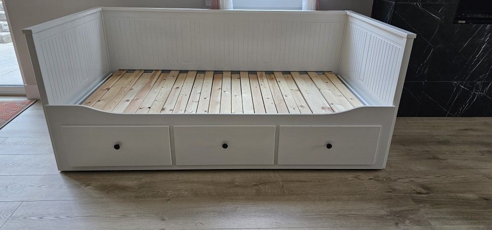 IKEA Hemnes Daybed 