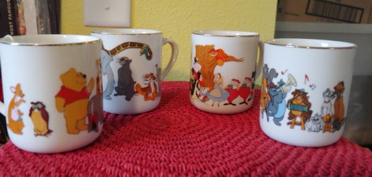 SET OF DISNEY COLLECTIBLE MUGS