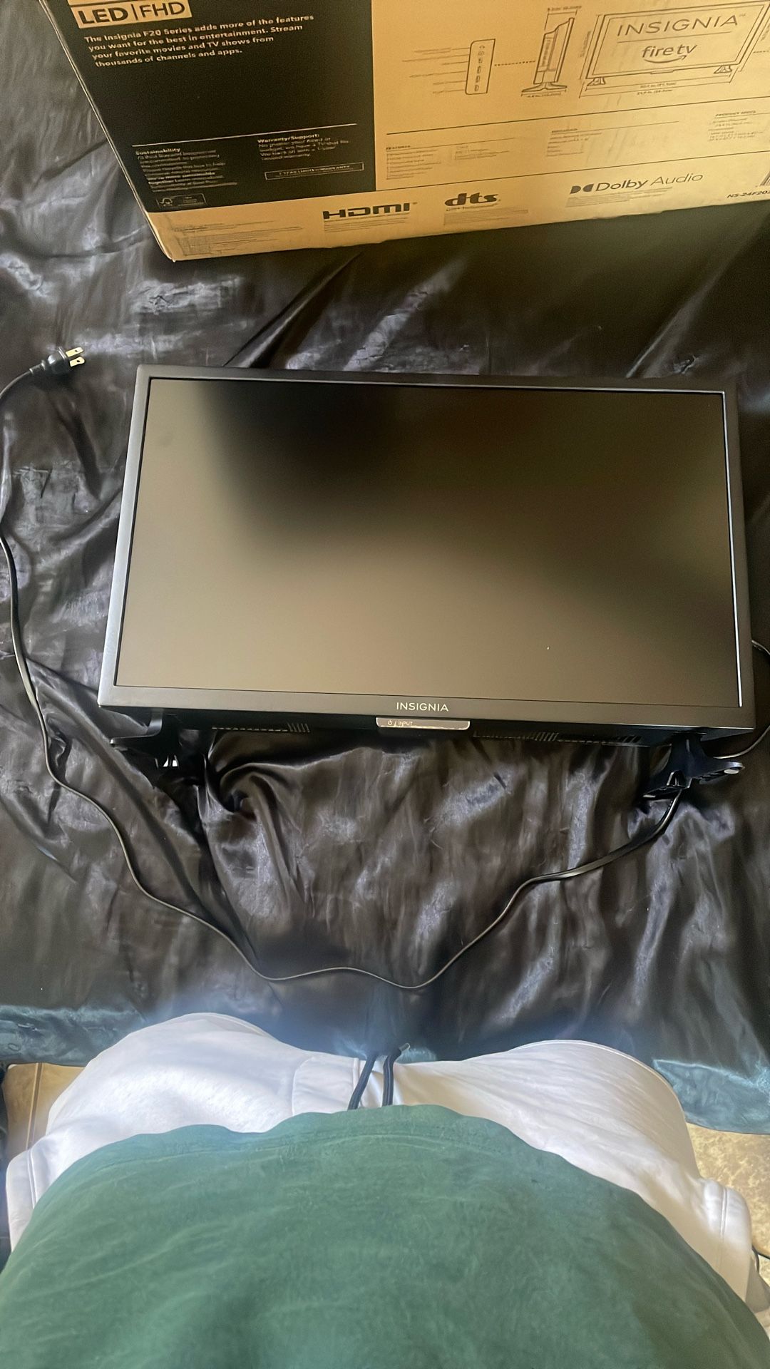 24” In, Insignia Fire Tv With Built In Power Cord