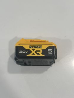 🔋 FOR SALE: DEWALT 20V MAX XR 5.0Ah Battery (DCB205) – NEW (Open Box)