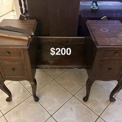 Trifold Mirrored Vanity 