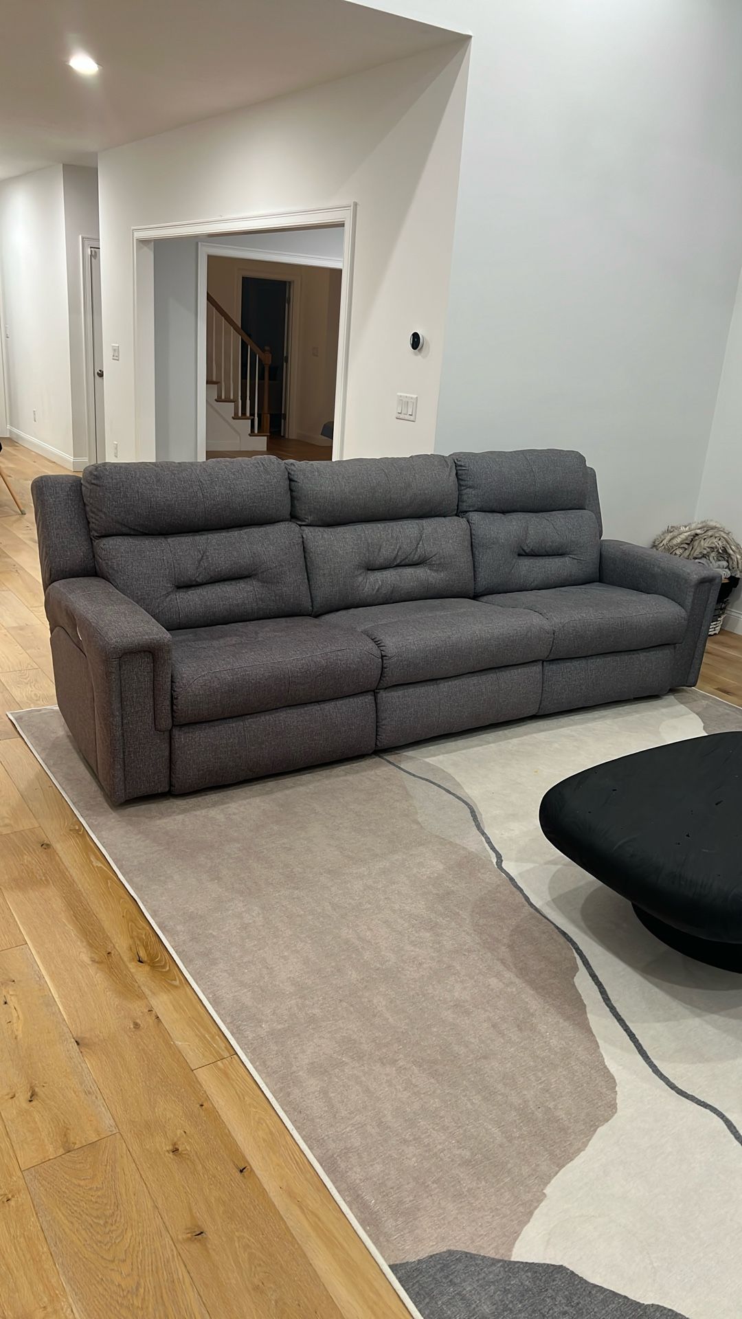 Jordan Furniture Luxury Sofa – Like New, Receipt + 5-Year Warranty