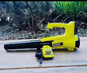 RYOBI ONE+ 18V 90 MPH 250 CFM Cordless Battery Leaf Blower + 2.0 Ah Battery and Charger New