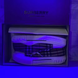 Burberry Shoes 